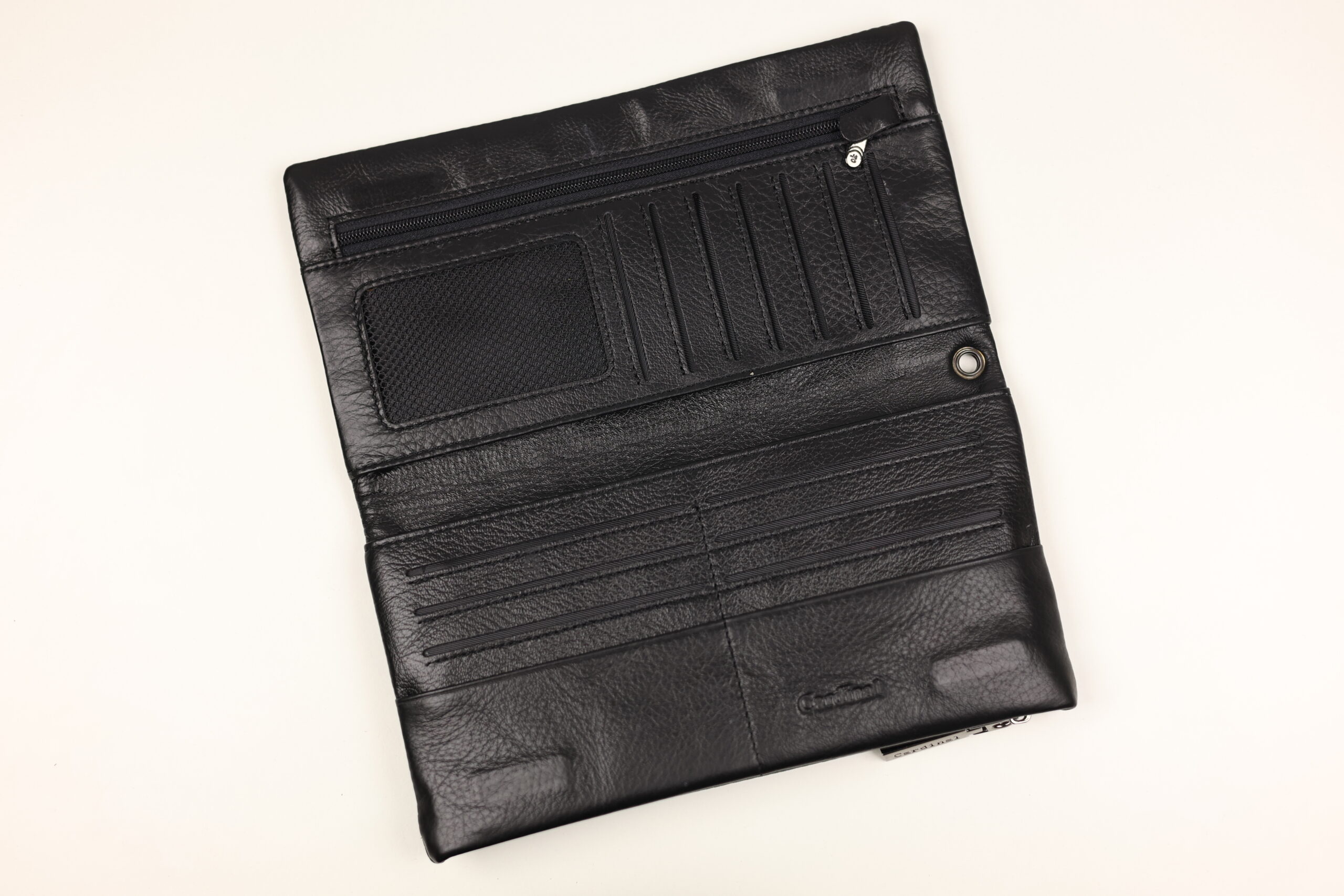 Чоловічий шкіряний клатч cardinal з ремінцем для руки (гаманець на блискавці) Чоловічий шкіряний клатч cardinal з ремінцем для руки (гаманець на блискавці)