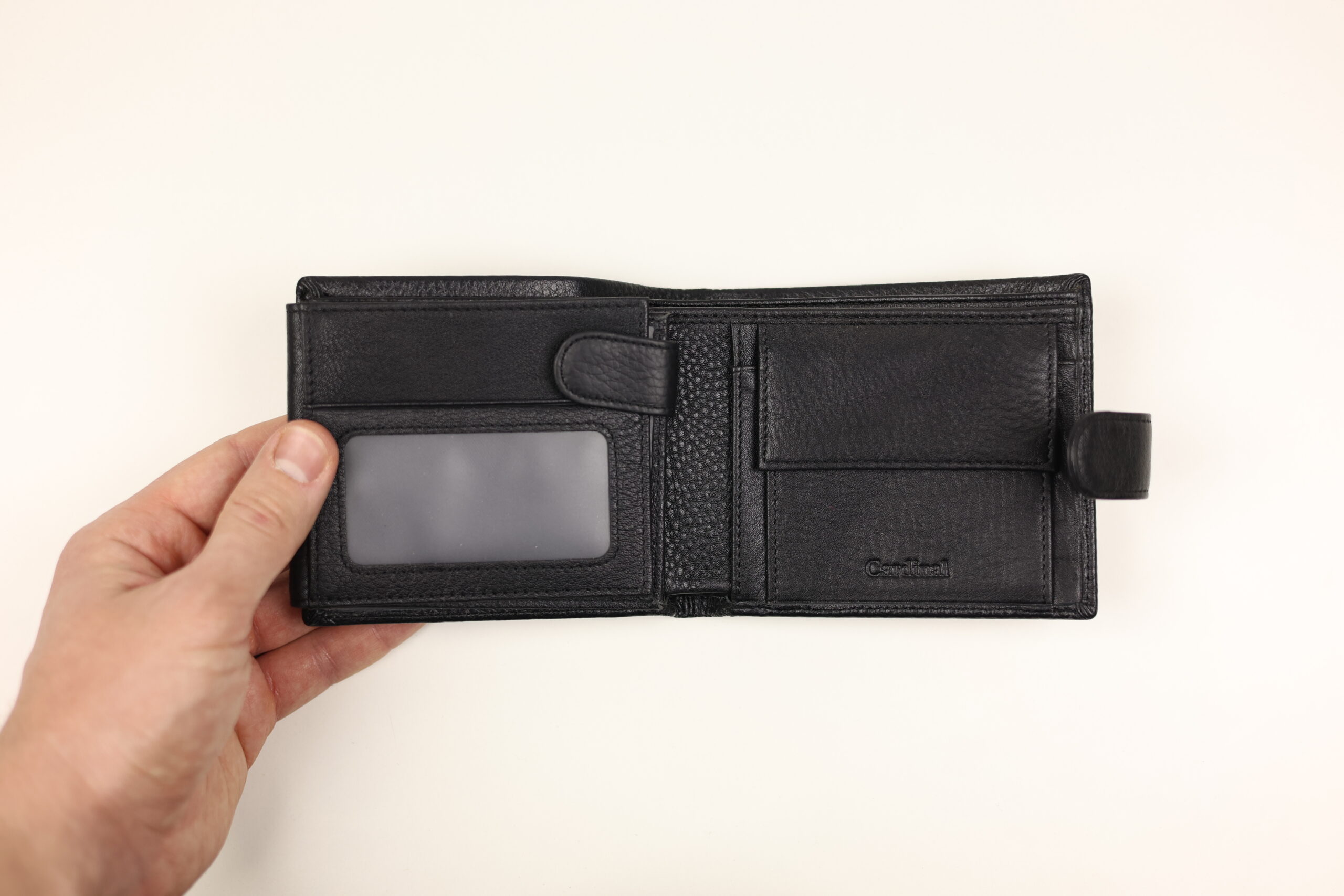 Чоловіче шкіряний гаманець cardinal (одне id віконце + карти) Чоловіче шкіряний гаманець cardinal (одне id віконце + карти)