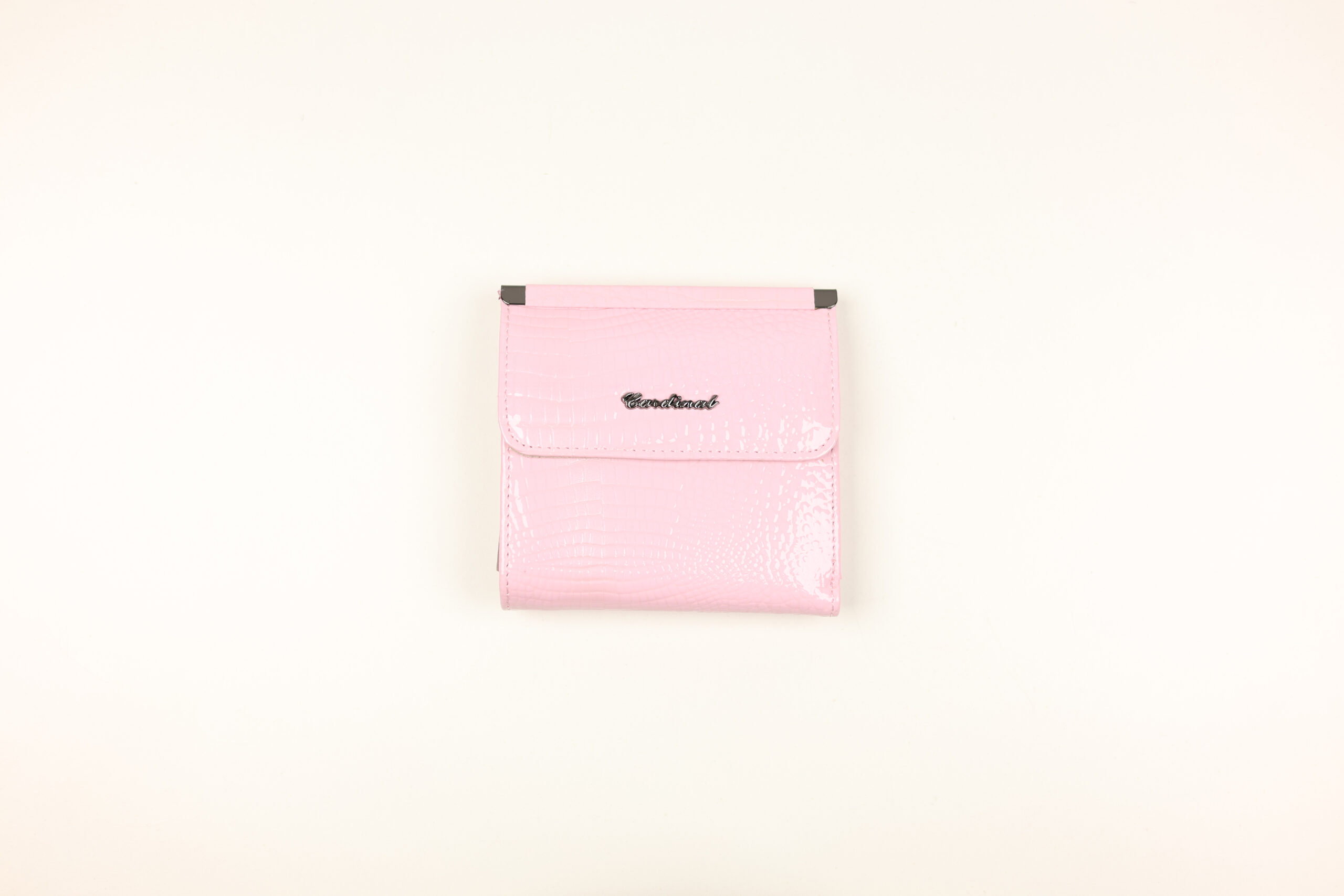 Жіночий шкіряний гаманець Cardinal квадратний (лаковий, на кнопці)