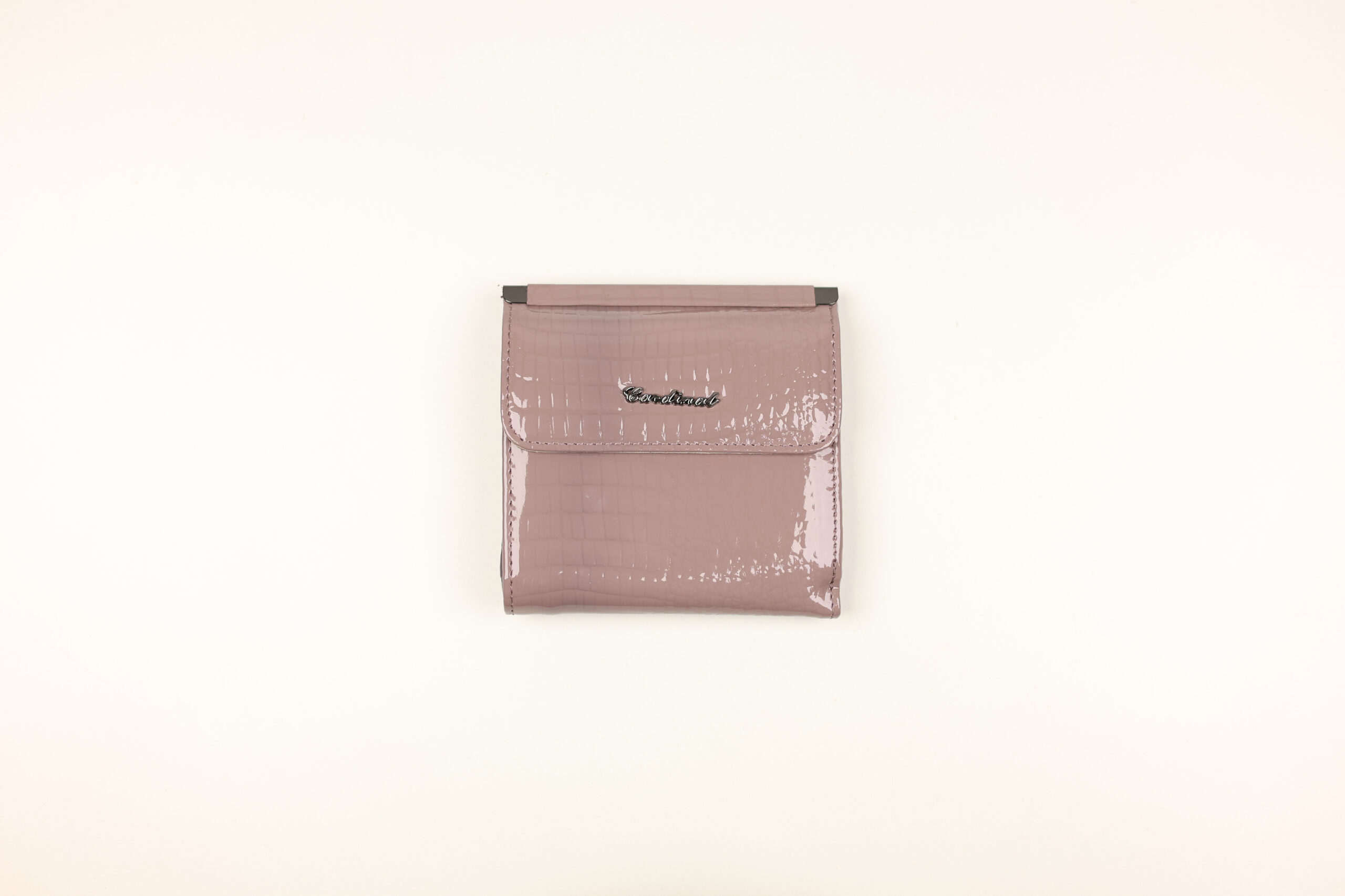 Жіночий шкіряний гаманець cardinal квадратний (лаковий, на кнопці) Жіночий шкіряний гаманець cardinal квадратний (лаковий, на кнопці)