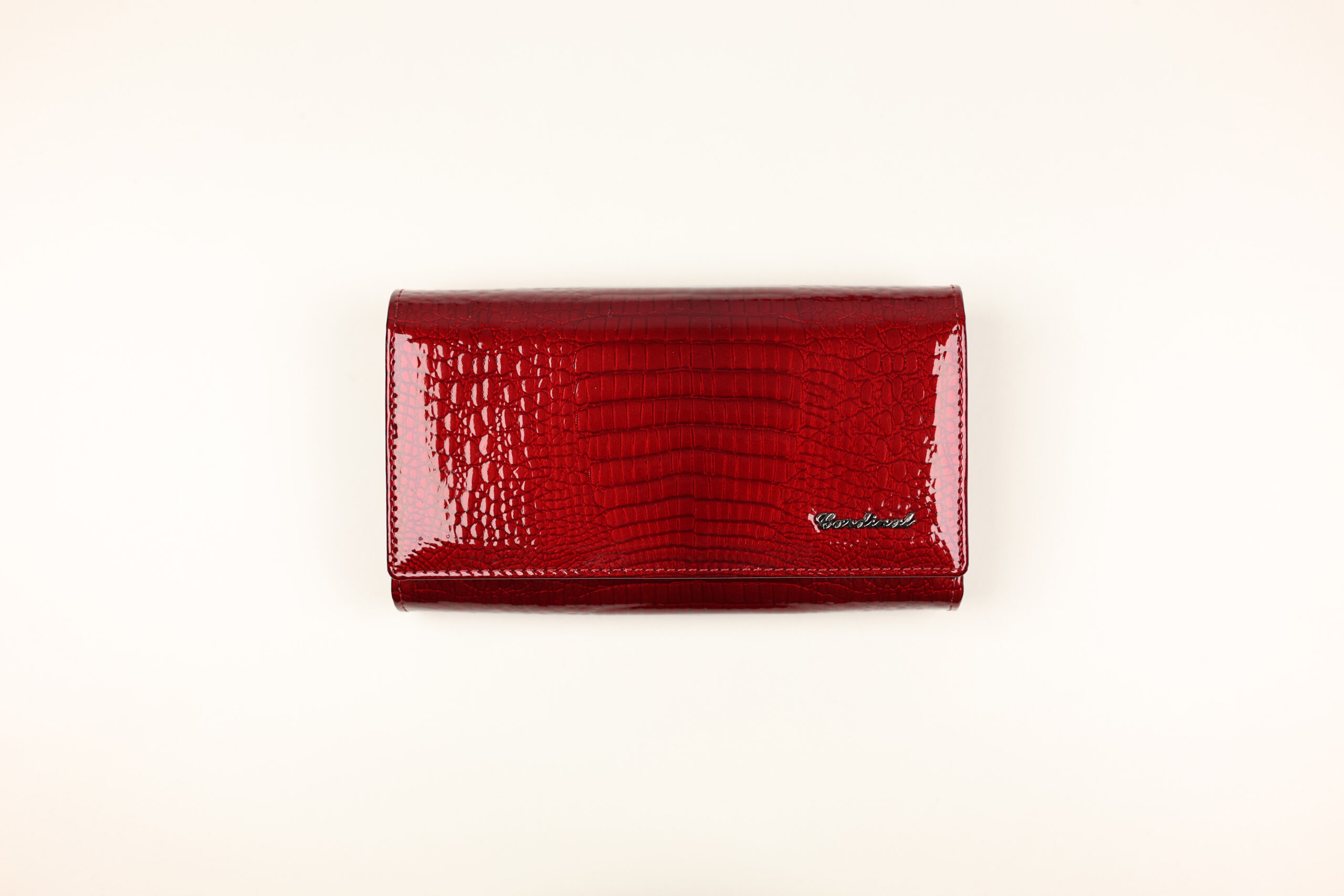 Жіночий шкіряний гаманець Cardinal червоний лак (середній розмір)