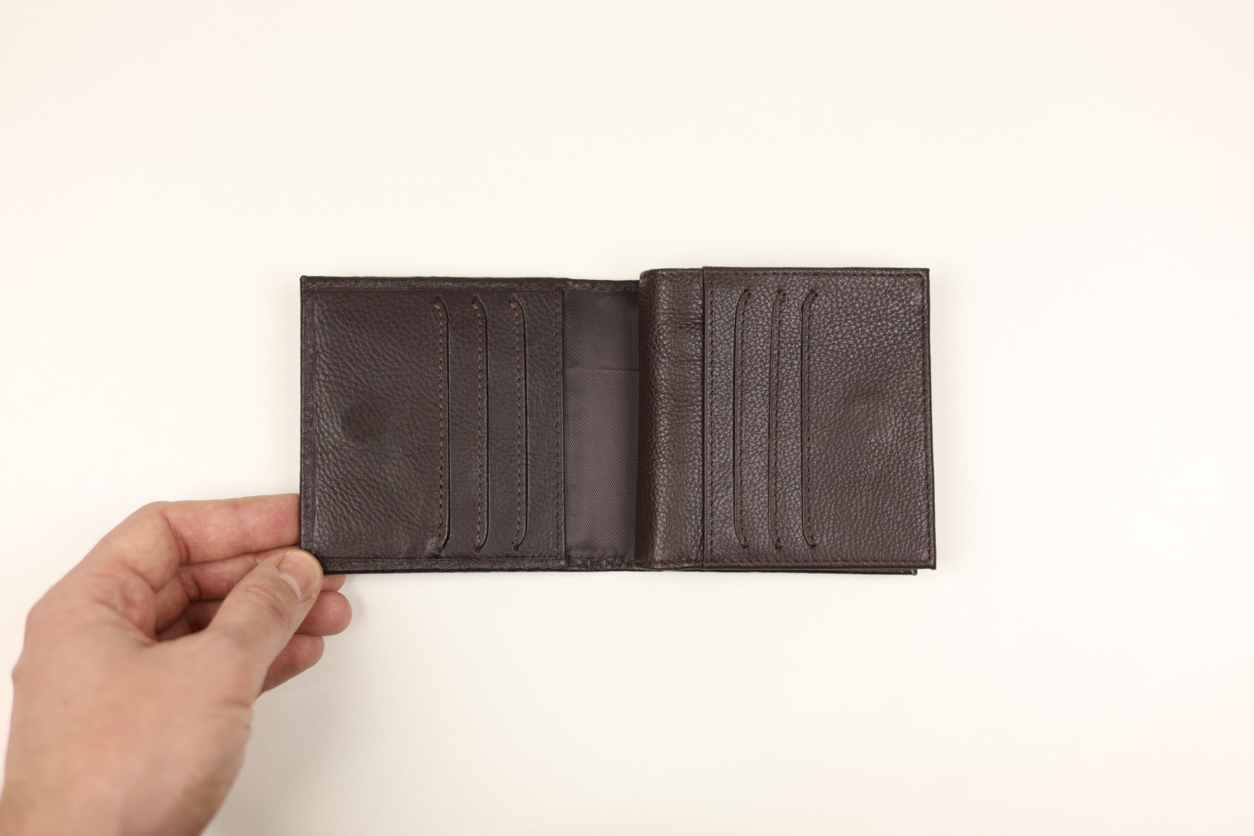 Чоловічий гаманець шкіряний затискач cardinal на кнопці Чоловічий гаманець шкіряний затискач cardinal на кнопці