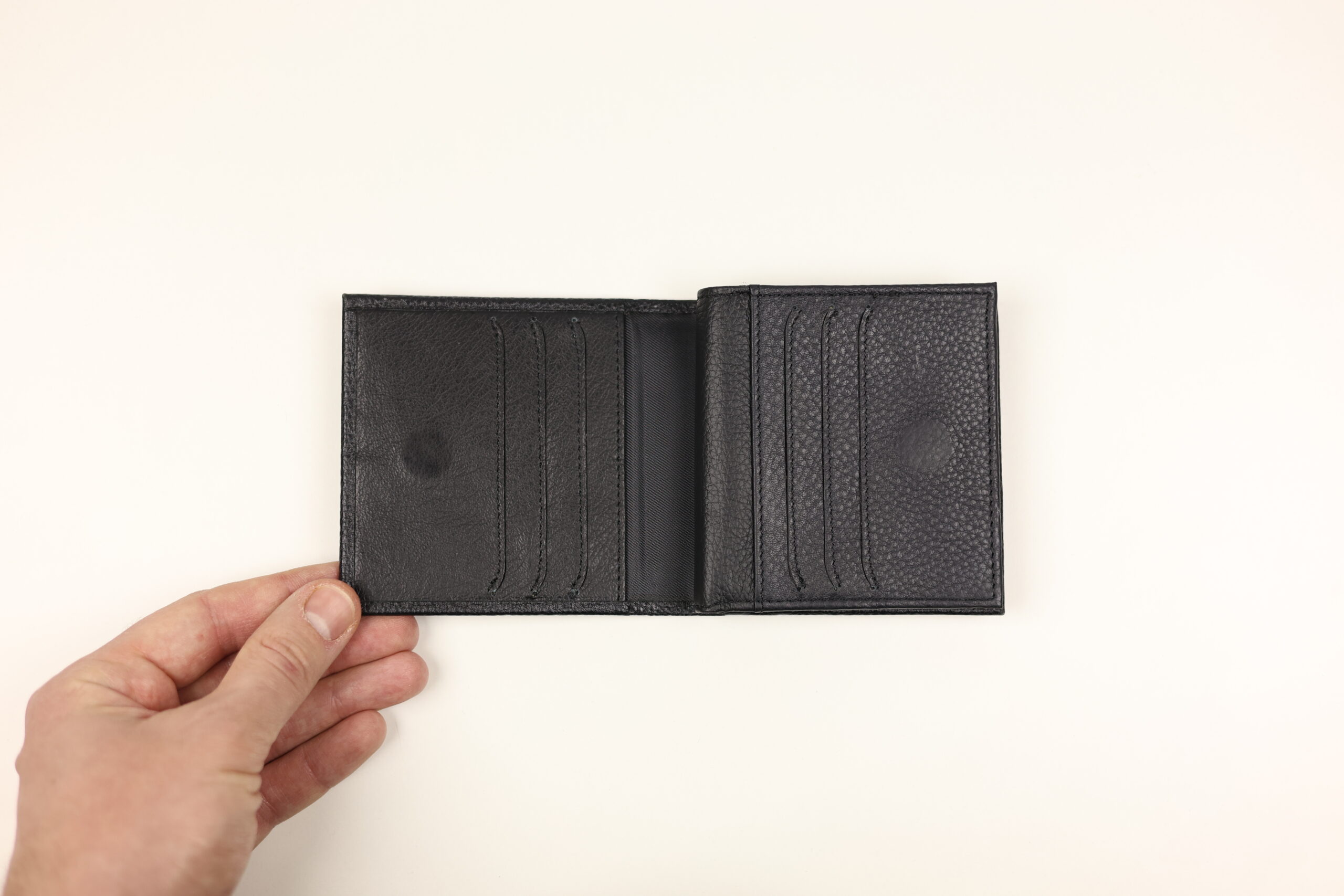 Чоловічий гаманець шкіряний затискач cardinal на кнопці Чоловічий гаманець шкіряний затискач cardinal на кнопці