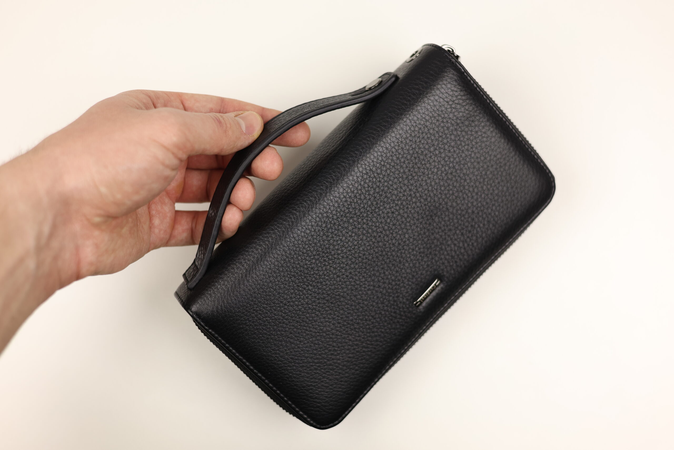 Чоловічий шкіряний клатч тревел кейс cardina Чоловічий шкіряний клатч тревел кейс cardina