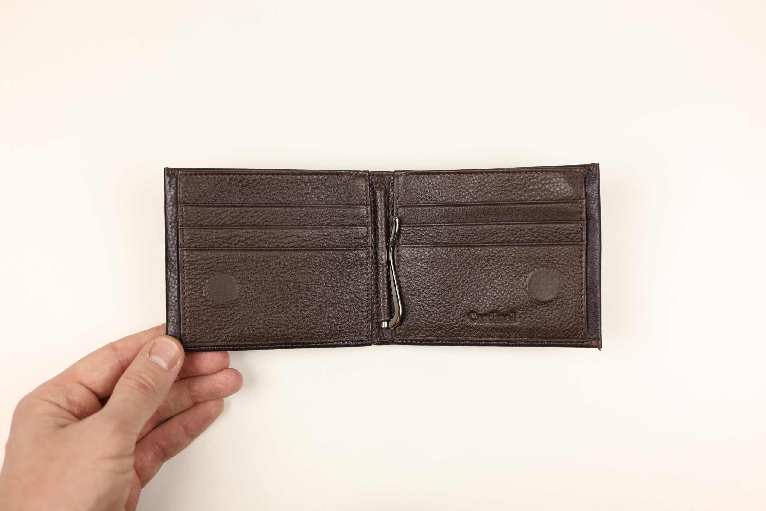 Чоловічий шкіряний затискач для грошей cardinal (з монетницею на блискавці) Чоловічий шкіряний затискач для грошей cardinal (з монетницею на блискавці)