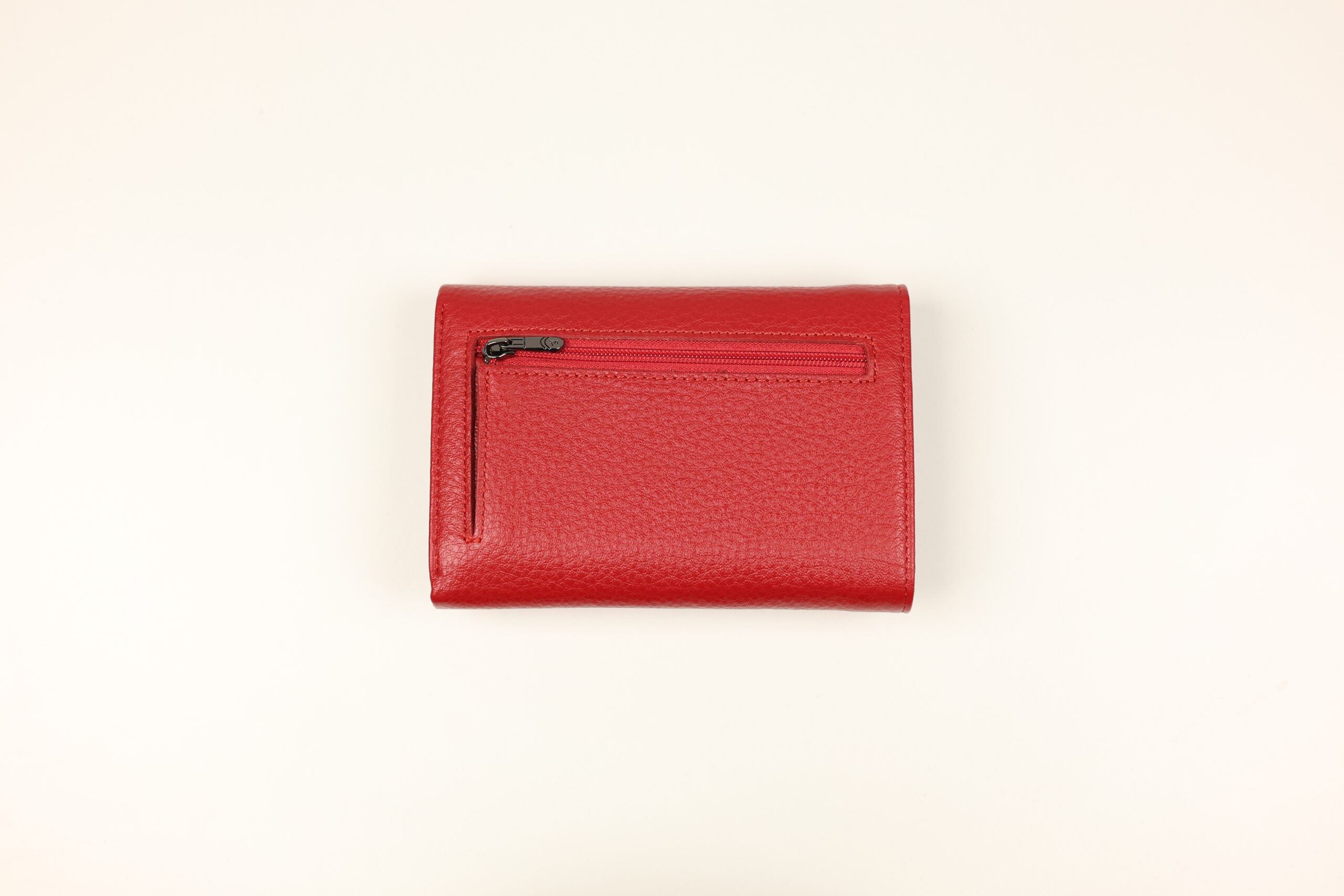 Жіночий шкіряний гаманець cardinal середнього розміру (матова шкіра, червоний) Жіночий шкіряний гаманець cardinal середнього розміру (матова шкіра, червоний)