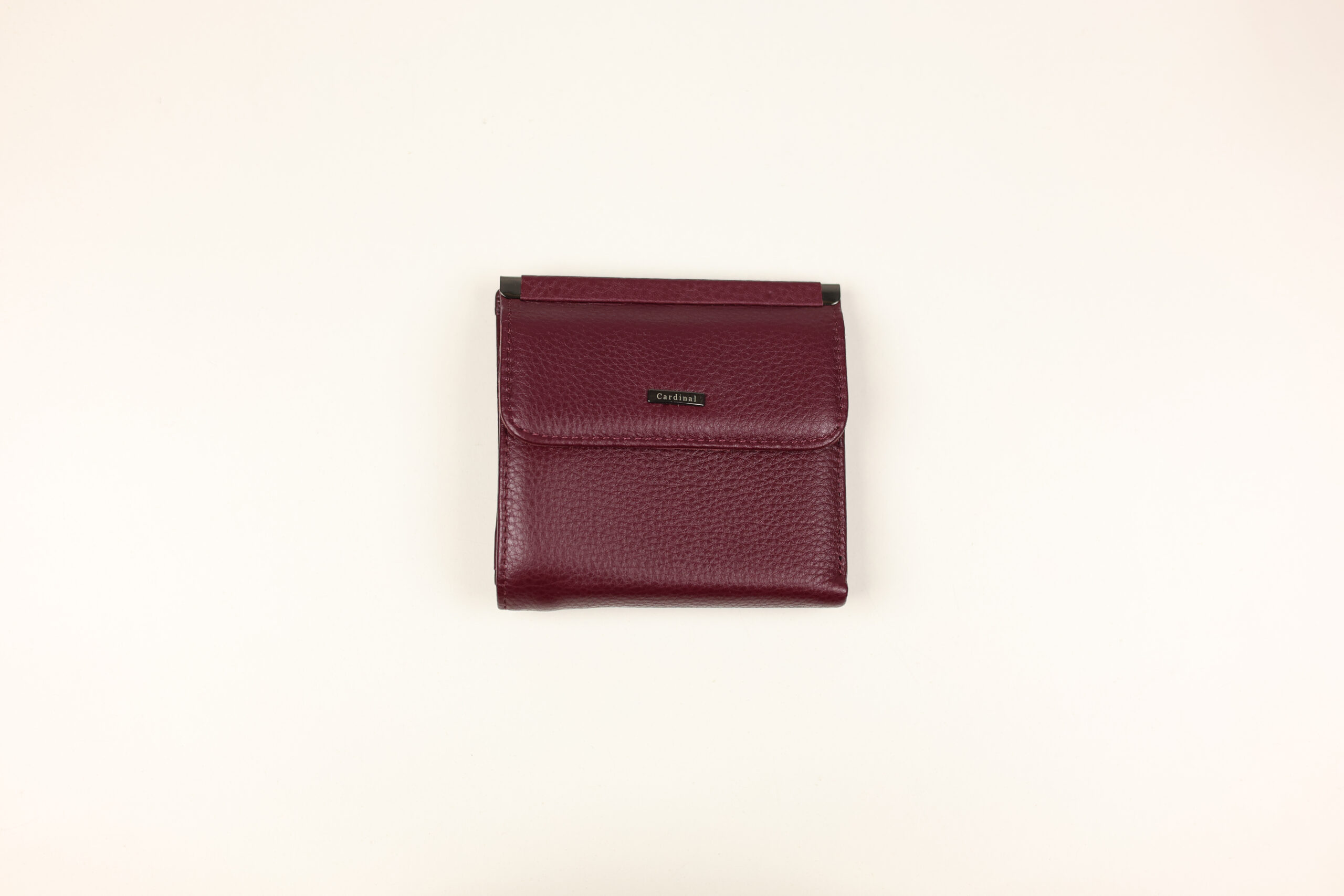 Жіночий шкіряний гаманець Cardinal квадратний (зерниста шкіра флотар)