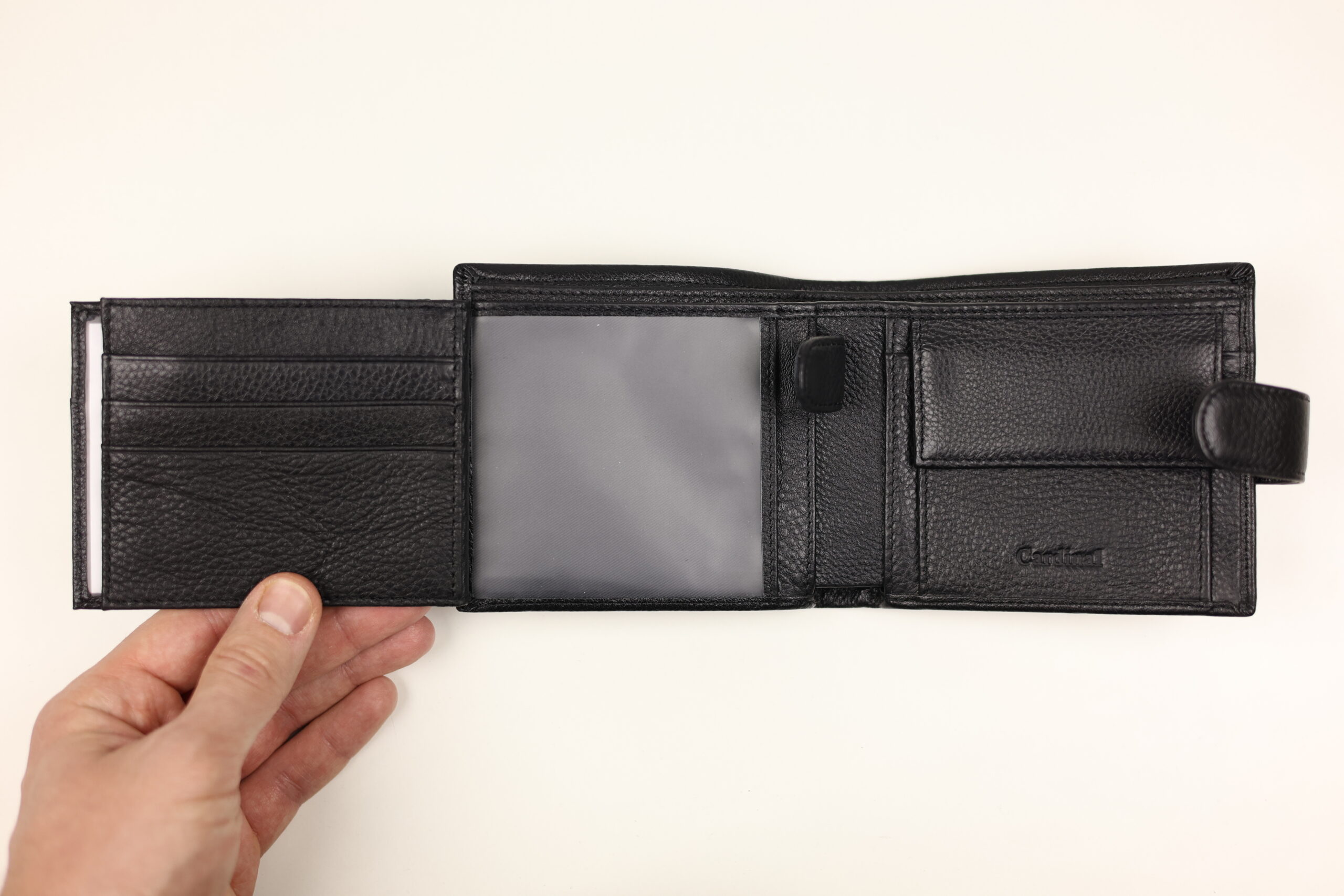 Чоловіче шкіряне портмоне cardinal горизонтальне на кнопці (блок для документів) Чоловіче шкіряне портмоне cardinal горизонтальне на кнопці (блок для документів)